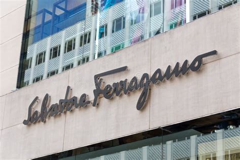 ferragamo usa site.